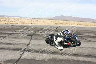 media/Nov-30-2025-TrackXperience (Sun) [[c0061d280f]]/2-Level 2/Session 4 (Turn 12 Inside)/